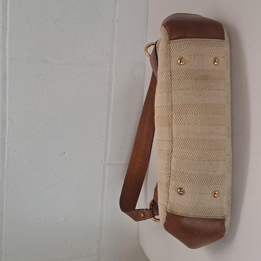 Etienne Aigner Leather And Woven Fabric Shoulder Bag Gold Metal Ring Accents - Picture 6 of 16
